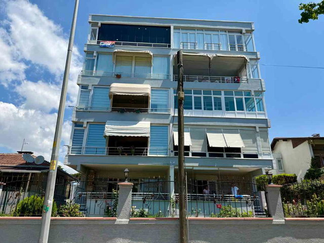 YENİ MAHALLE KUMBURGAZ DENİZ MANZARALI KAT MÜLKİYETLİ DAİRE