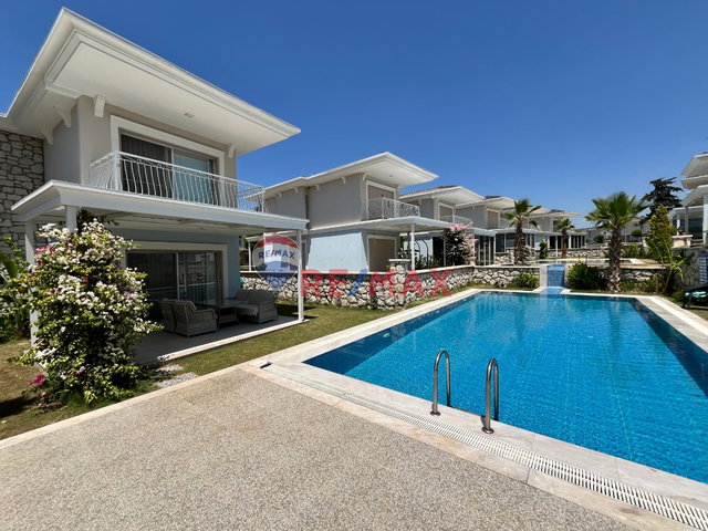 EGEBİRLİK DÖRT MEVSİM TERMAL SİTESİ’NDE 3+1 SATILIK VILLA