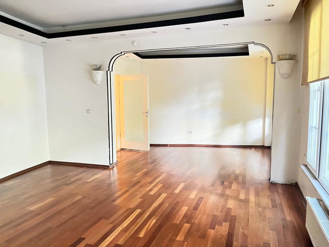 FATİH PİYERLOTİ CADDESİ'NDE 150 M² GENİŞ 3+1 KIRALIK  DAİRE