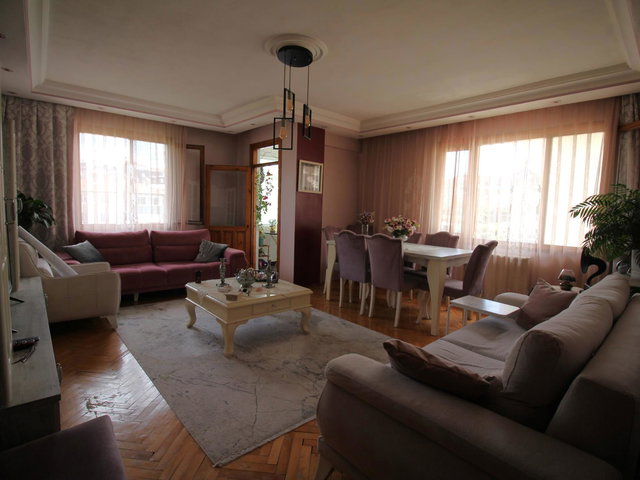 REMAX PANORAMA'DAN 220 M2 KAPALI OTOPARKLI SATILIK 5+2 DUBLEKS
