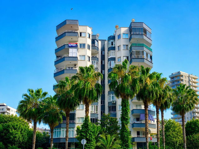 REMAX PALM'DEN CUMHURİYET MAH.'DE 3+1 GENİŞ OTURUMLU SATILIK