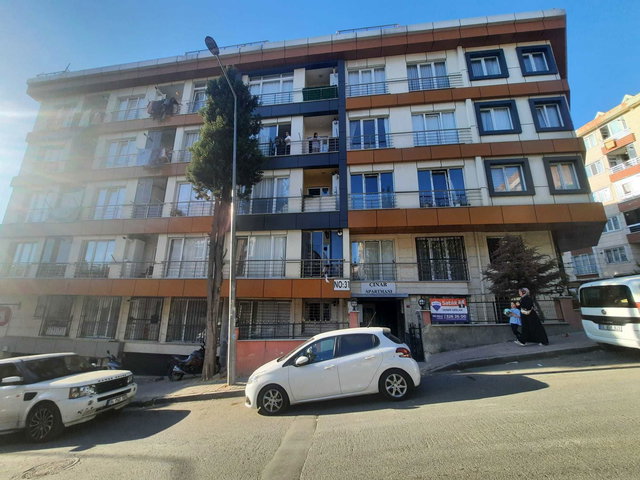 REMAX MASA KANARYA MAH’DE MARMARAY’A YAKIN, 3+1 110 M² EBEVEYN BANYOLU SATILIK DAIRE