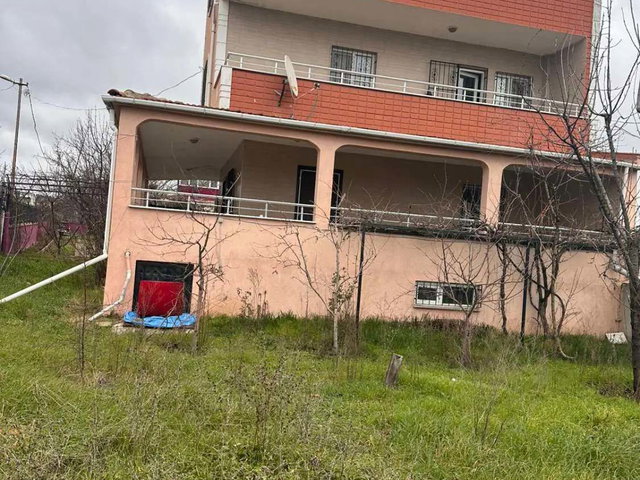 MARMARA EREĞLİSİ YENİÇİFTLİK’TE DENİZE VE MERKEZE YAKIN 6+1 TRİPLEX VİLLA