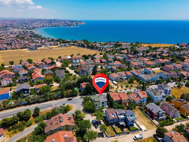 SİLİVRİ KLASSİS BÖLGESİNDE UĞUR DÜNDAR CADDESİ'NDE 5+2 ULTRA LÜKS SIFIR MÜSTAKİL VİLLA