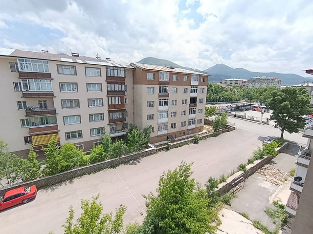 REMAX İLKE'DEN YENİŞEHİR'DE 3+1 SATILIK DAİRE