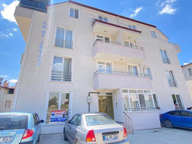 DERİNCE FATİH SULTAN MAH. TEMİZ 3+1 KİRALIK DAİRE