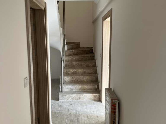 DENİZ MANZARALİ KAPALİ OTOPARKLİ DAİRE