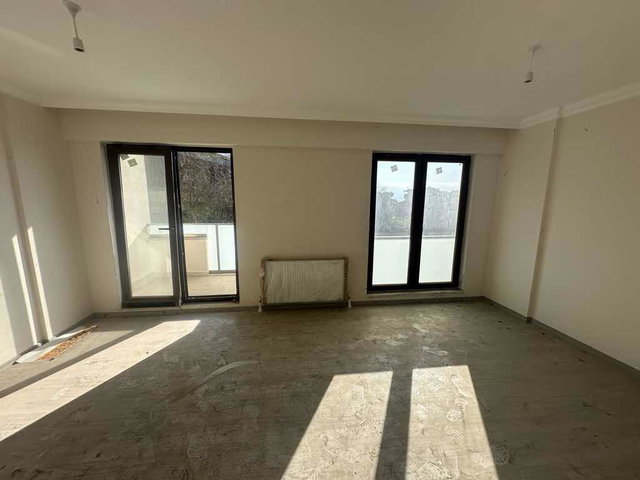 DENİZ MANZARALİ KAPALİ OTOPARKLİ DAİRE