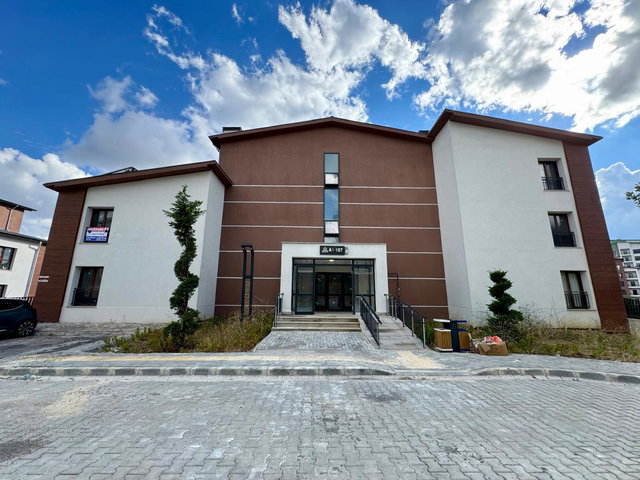 İZMİT SEPETÇİ TOKİ KONUTLARI 2 + 1 SIFIR KİRALIK DAİRE
