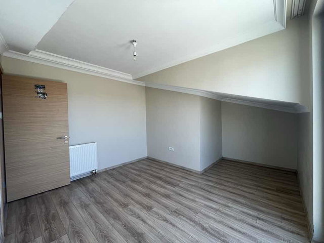 DERİNCE DE KIRALIK ÖNÜ AÇIK 1 + 1 DAİRE
