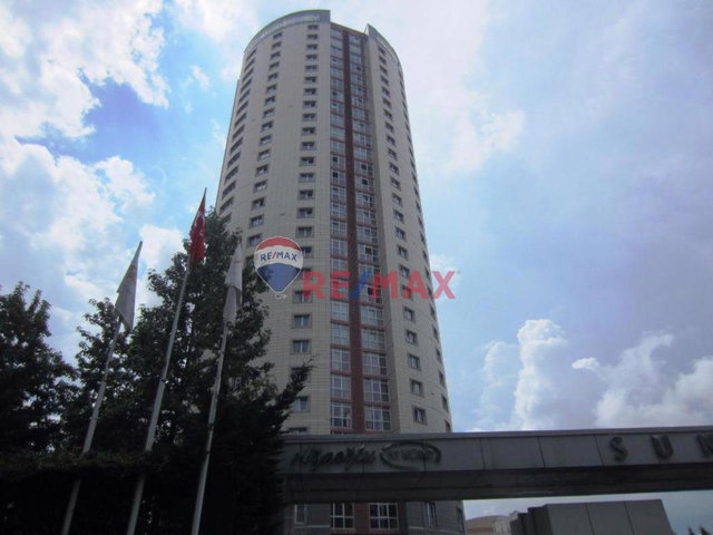 RE/MAX ABC M.SELÇUK KALAY' DAN AĞAOĞLU MY WORLD SUNCITY 14. KAT EŞYALI 2+1  KİRALIK ATAŞEHİR