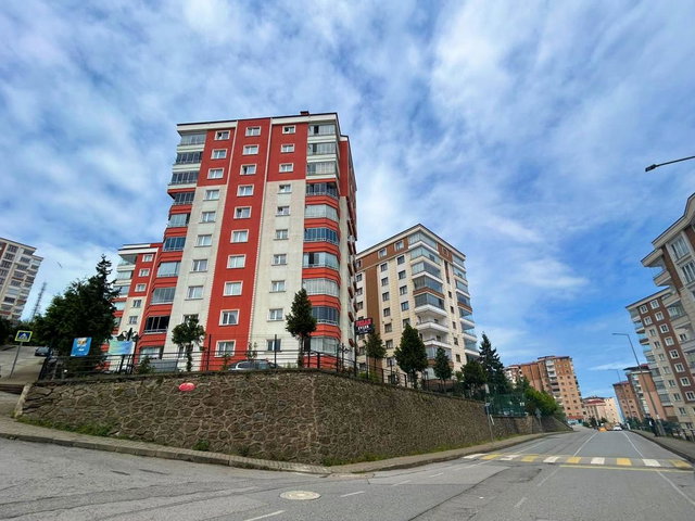 ÇUKURÇAYIR FERAH EVLER'DE 3+1 GENİŞ, FERAH, FIRSAT DAİRE
