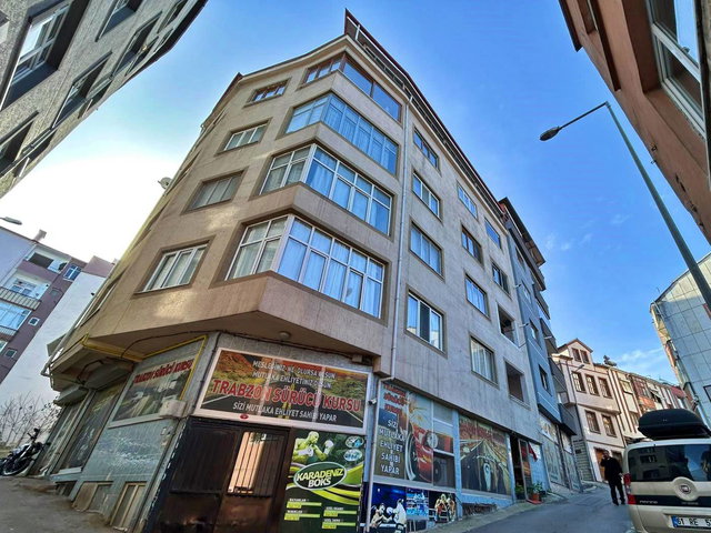 MEYDAN'DA DOĞALGAZLI MASRAFSIZ SATILIK DAİRE...