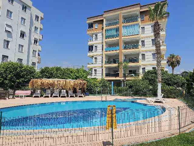 KUMKUYU TIRTAR'DA DENİZE 100 MT EŞYALI SATILIK 2+1 DAİRE