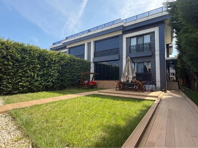 SAKARYA SERDIVAN YAZLIK' TA 5+1 ÇOK ÖZEL VILLA