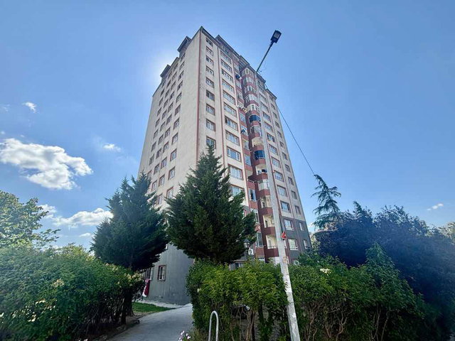 ERENLER MH AKÇAKOCA TOKİ KONUTLARINDA 3+1 KİRALIK DAİRE