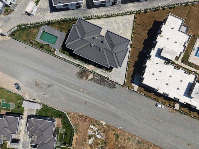 NAMIK KEMAL MAH. CASA BELLA SİTESİ'NDE HAVUZLU 1+1 SATILIK DAİRE