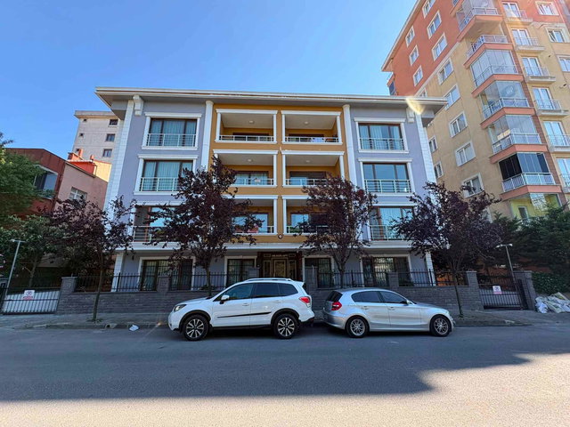 ÇAMLIK PARK MANZARALI | 131 M² NET | 3+1 GENİŞ VE BAKIMLI | ARA KAT KİRALIK DAİRE