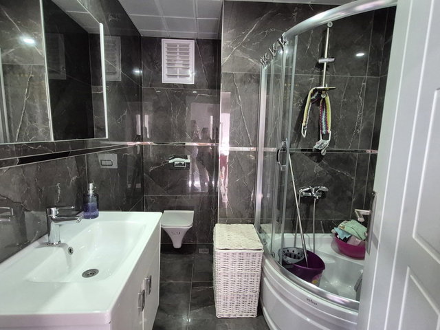 SERDİVAN’DA SİTE İÇİNDE 3+1 | 125 M² NET | YERDEN ISITMALI | 2 BANYO | KREDİYE UYGUN