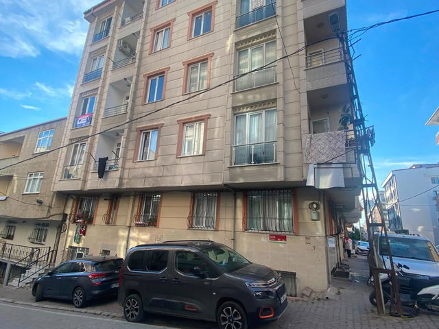 RE/MAX SAHNE'DEN ESENYURT TALATPAŞA'DA KİRALIK 2+1 DAİRE