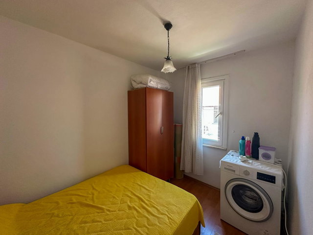 GEYIKLI BOZCAADA FERIBOT İSKELESINDE SATILIK SITE İÇI 2+1 VILLA