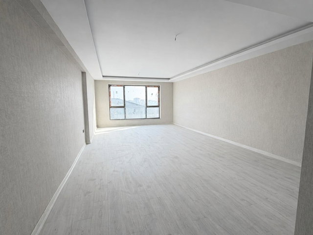 “REMAX VOGUE” KATRE ROYAL ÇAKIRLAR'DA 4+1 FERAH 190 M² DAİRE