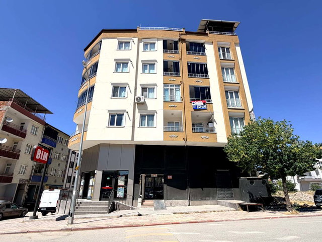 MALATYA MERKEZ ÇUKURDERE MAHALLESİNDE SATILIK 3+1 ARAKAT DAİRE