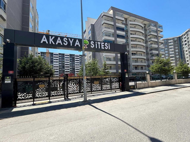 ERYAMAN AKASYA SİTESİNDE FULL EŞYALI 1+1 KİRALIK DAİRE