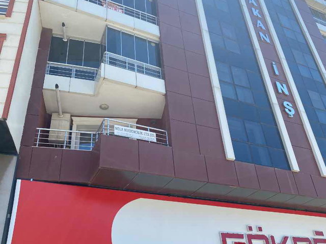 İZMIR AYDIN YOLU ÜZERI 3+1 200M SATILIK DAİRE