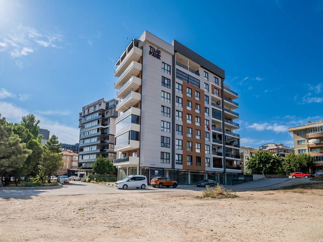 REMAX AREA DAN PODYUM PARK KARŞISI KIRALIK 3+1 DAIRE