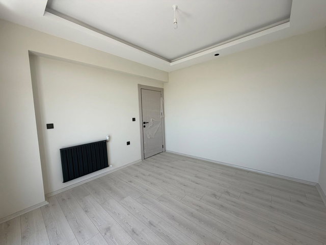 ABDULLAHPAŞA 'DA 182 M2 3+1 ULTRA LÜKS SATILIK ARA KAT DAİRE