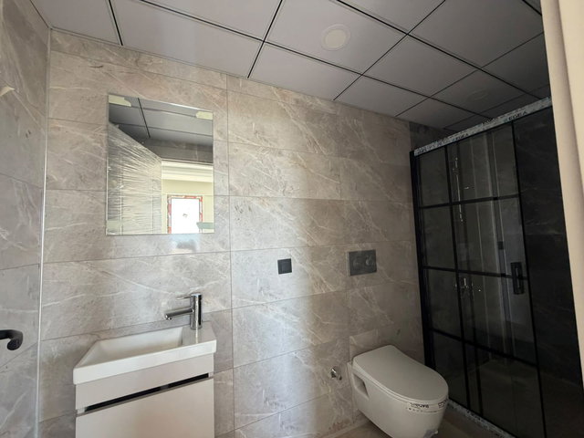 ABDULLAHPAŞA 'DA 182 M2 3+1 ULTRA LÜKS SATILIK ARA KAT DAİRE