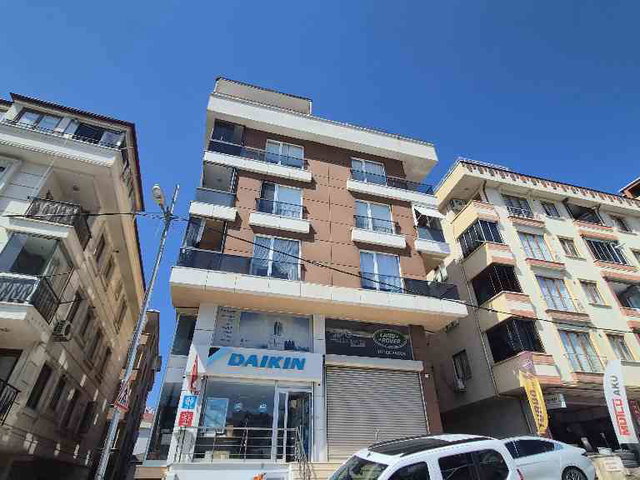 MALTEPE FINDIKLIDA BAHÇE KEYİFLİ TERS DUBLEX 3+1 SATILIK DAİRE