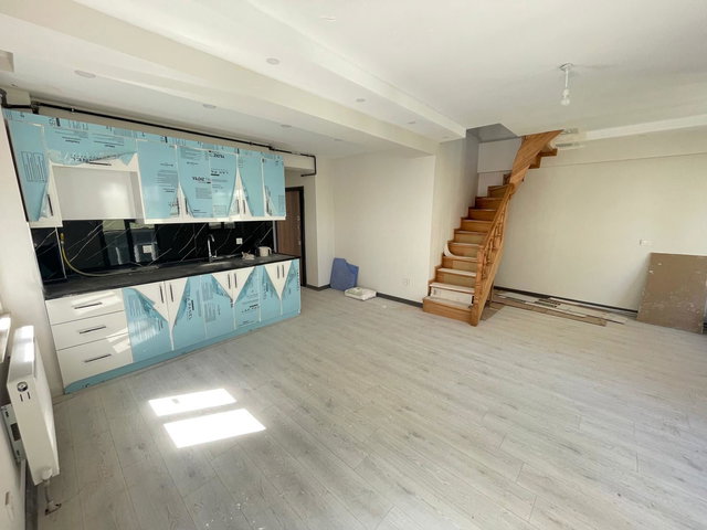 ŞIŞLI PAŞA MAHALLESIN'DE SIFIR BINADA 2+1 KIRALIK DUBLEKS DAIRE
