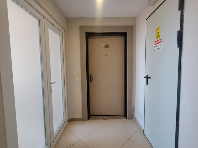 KÜÇÜKÇEKMECE TEKNİKYAPI METROPARK SİTESİNDE SATILIK 3+1 DAİRE