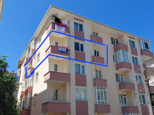 LÜLEBURGAZ SİTELER MAH. ÇOK GÜZEL BİR LOKASYONDA 2+1 VE 4.KAT