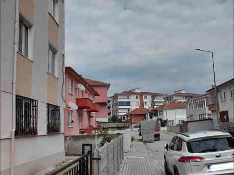 ÇARŞI MERKEZE YÜRÜME MESAFESİNDE 3+1 VE 5 KAT MASRAFSIZ DAİRE