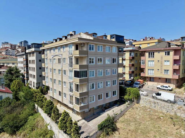 ÜMRANİYE’DE DOĞU-GÜNEY CEPHELİ, BALKONLU GENŞ 2+1 KİRALIK DAİRE