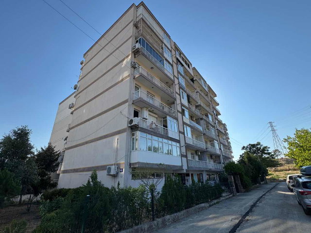 BAYRAKLI POSTACILAR'DA 3+1 EBEVEYN BANYOLU SATILIK DAİRE