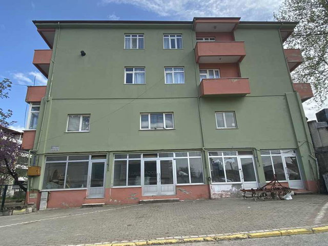 REMAX DEREM DEN  UZUNÇİFTLİK MAH. 3+1  ARA KAT