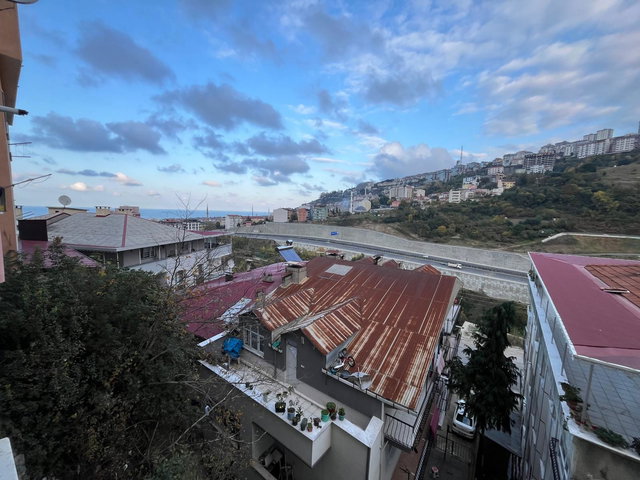 BAHÇECİKTE ÖNÜ AÇIK MASRAFSIZ SATILIK FIRSAT 2+1