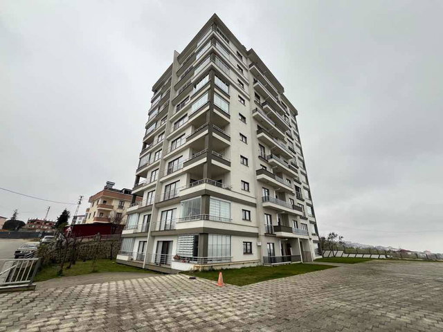YALINCAK ŞEHRİ SEYİR EVLERİNDE GENİŞ MASRAFSIZ 3+1