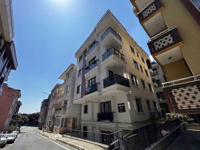 LİBADİYE MERKEZİ KONUMDA SATILIK TERASLI DUBLEKS DAİRE