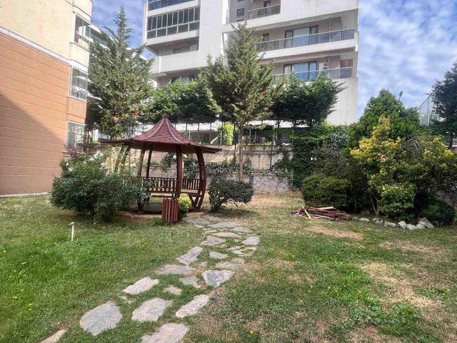 PENDİK YENİŞEHİR EKŞİOĞLU AKASYA EVLERİNDE BÜYÜK TİP KİRALK 3+1