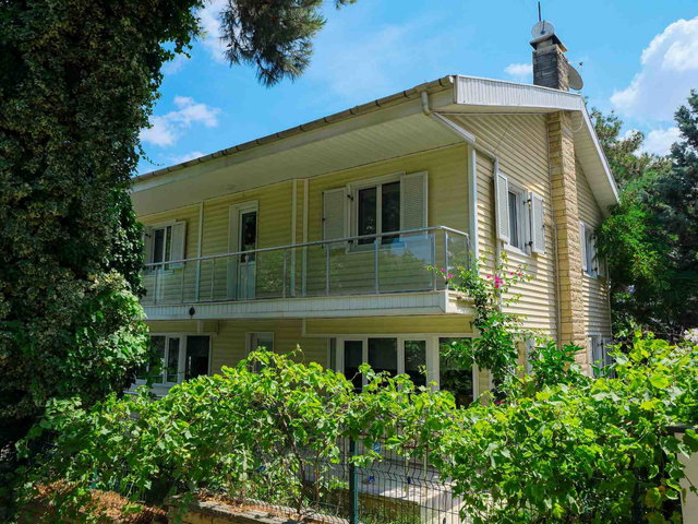 TUZLA AYDINLI ÇAMLIBELDE VİLLALARI’NDA MÜSTAKİL YAŞAM AYRICALIĞI 4+1 VILLA