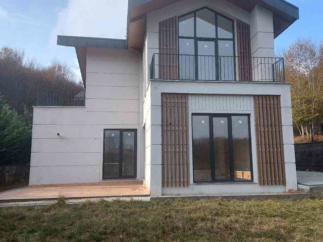 ŞİLE ULUPELİT  DE SATILIK SIFIR VILLA 4+1 230 M2