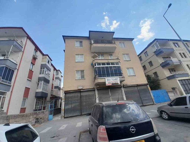 ARGINCIK ÇİFÇİEVLERİNDE SATILIK 3+1
