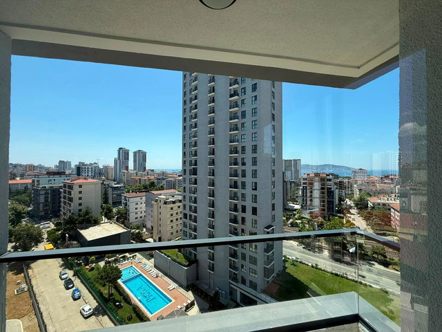 ADALAR MANZARALI FLORA DELUX'DE 3+1 ARA KAT SATILIK DAİRE