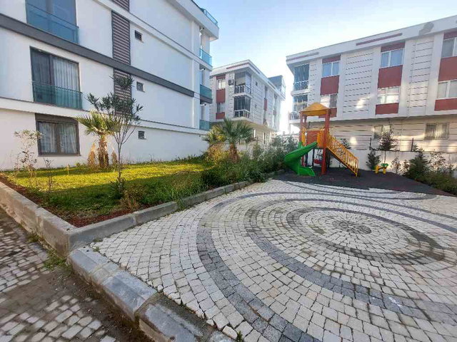 BÜYÜKÇEKMECE ATATÜRK MAHALLESI ADA KONAKLARI 4+2 KIRALIK DUBLEKS DAIRE