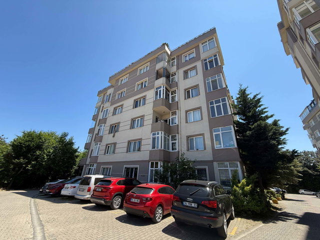 ÇEKMEKÖY DOĞA PARK BOLELLİ SİTESİNDE KİRACISIZ SATILIK 3+1 DAİRE